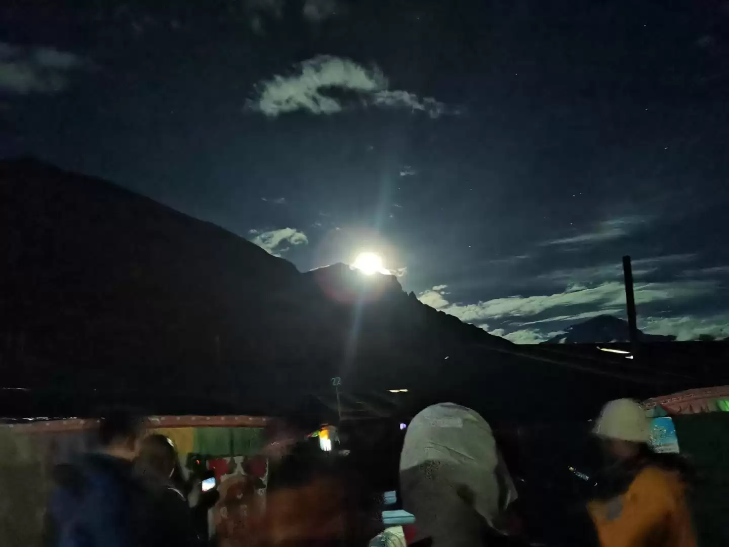 月出于东山之上